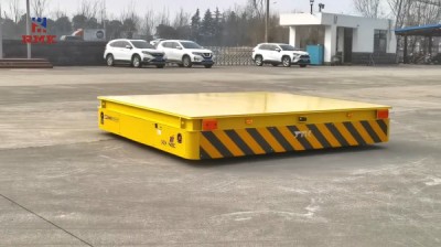 Customized trackless transfer cart