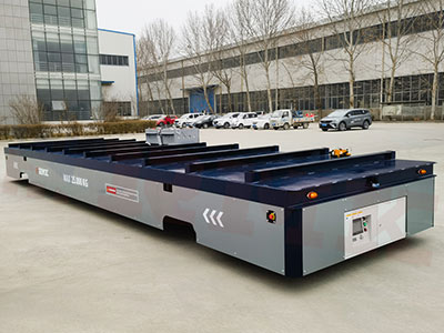 Intelligent trackless transfer cart